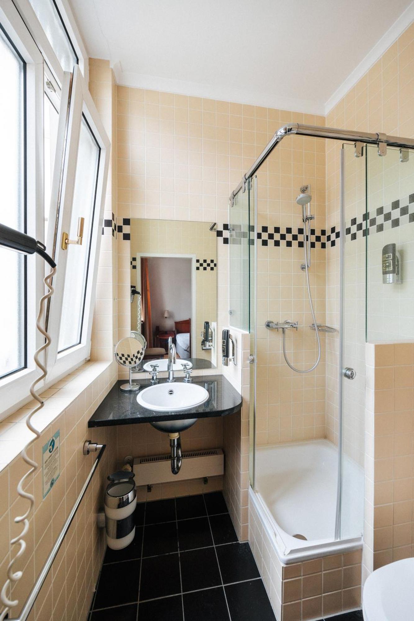 Celine Hotel Schwetzingen Luaran gambar